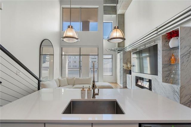 260 18th NW Street 10224, Atlanta, GA 30363