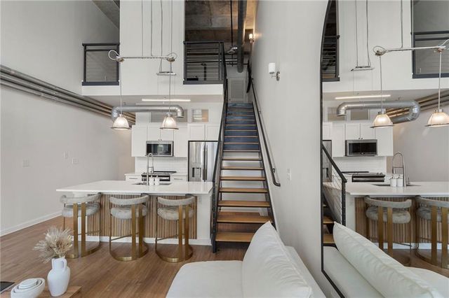 260 18th NW Street 10224, Atlanta, GA 30363