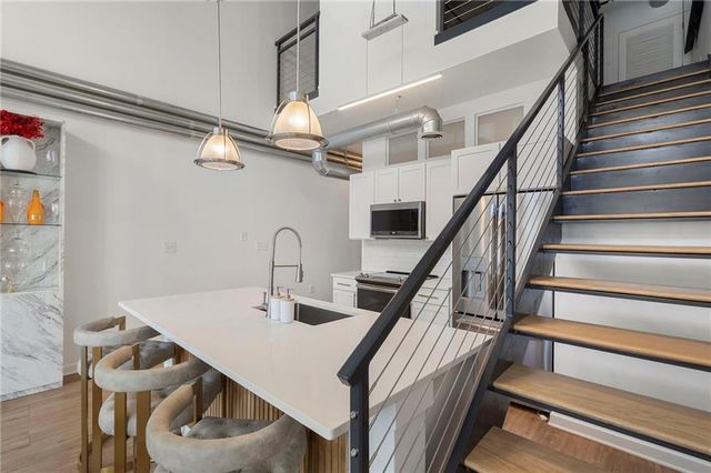 260 18th NW Street 10224, Atlanta, GA 30363