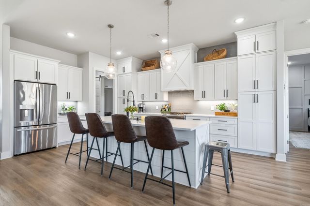 121 Oneida Way, Maumelle, AR 72113