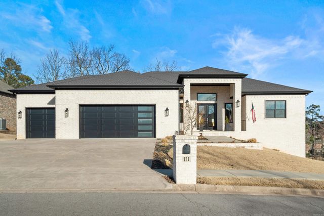 121 Oneida Way, Maumelle, AR 72113