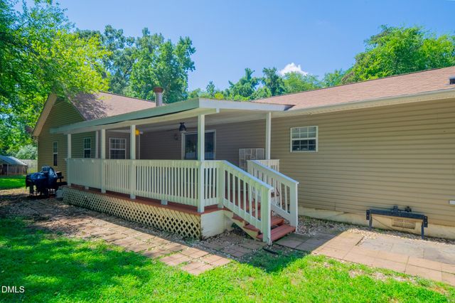 95 Roberts Street, Pittsboro, NC 27312