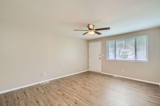 1833 Brookfield Road, Columbus, OH 43229