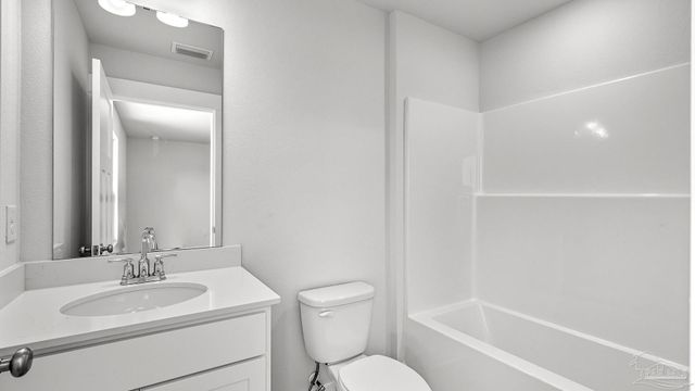 5872 Pelagic Dr, Milton, FL 32583