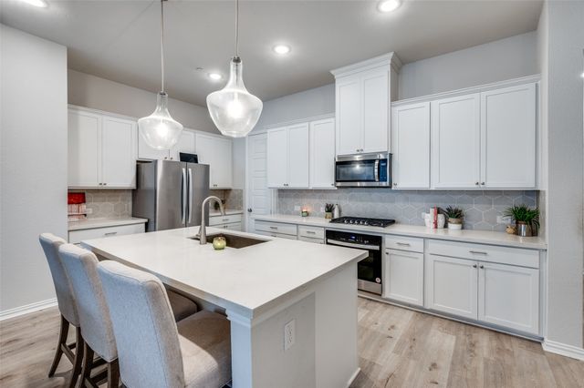 314 Colusa Drive, Lewisville, TX 75056