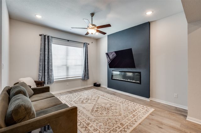 314 Colusa Drive, Lewisville, TX 75056