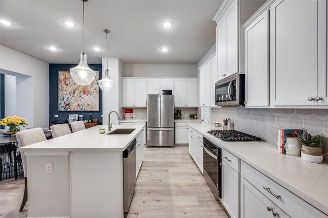 314 Colusa Drive, Lewisville, TX 75056