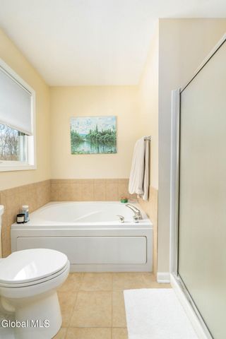 59 Sterling Heights Drive, Clifton Park, NY 12065