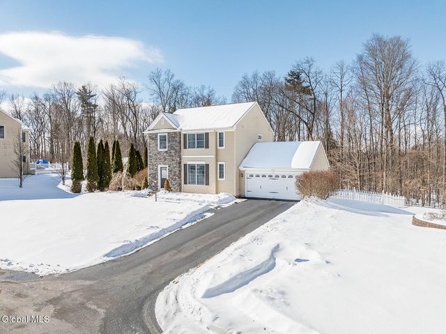 59 Sterling Heights Drive, Clifton Park, NY 12065