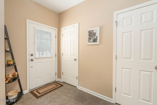 59 Sterling Heights Drive, Clifton Park, NY 12065