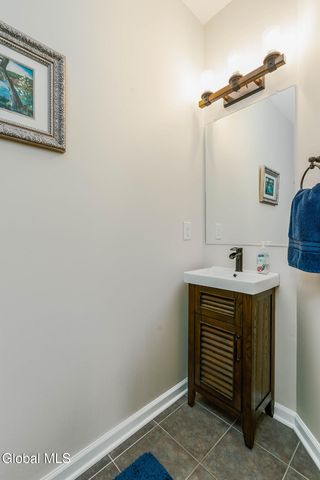 59 Sterling Heights Drive, Clifton Park, NY 12065