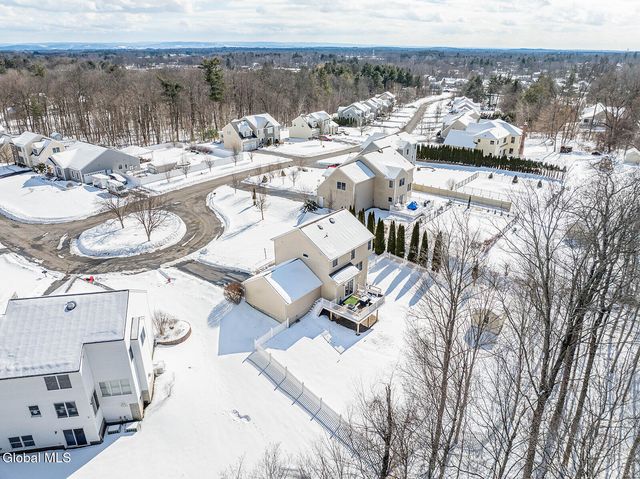 59 Sterling Heights Drive, Clifton Park, NY 12065