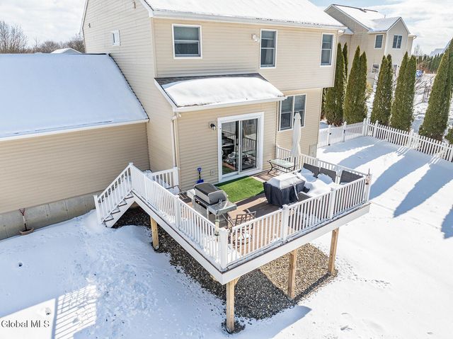 59 Sterling Heights Drive, Clifton Park, NY 12065