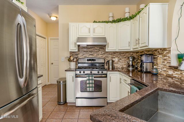 59 Sterling Heights Drive, Clifton Park, NY 12065