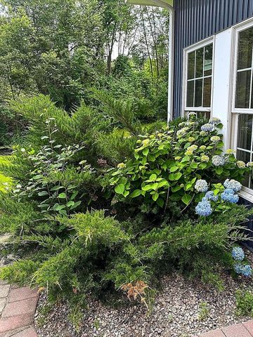 978 Worcester 403, Wellesley, MA 02482