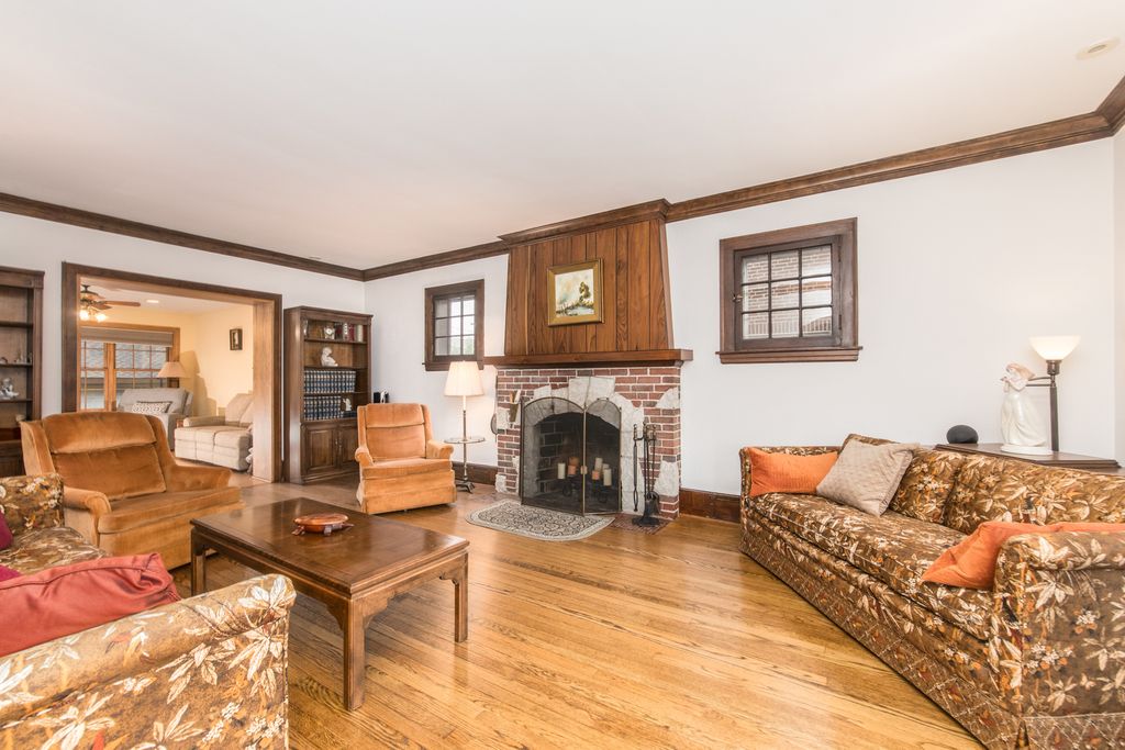 221 East Avenue, Park Ridge, IL 60068 — photo 4