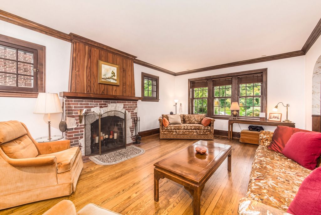 221 East Avenue, Park Ridge, IL 60068 — photo 5