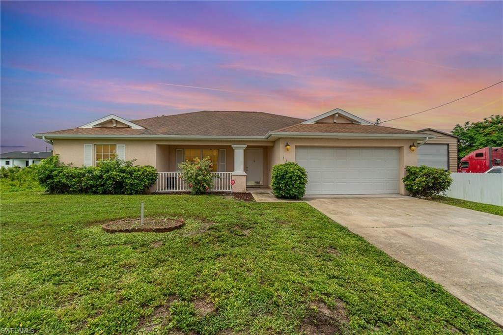 3213 22nd ST SW, Lehigh Acres, FL 33976