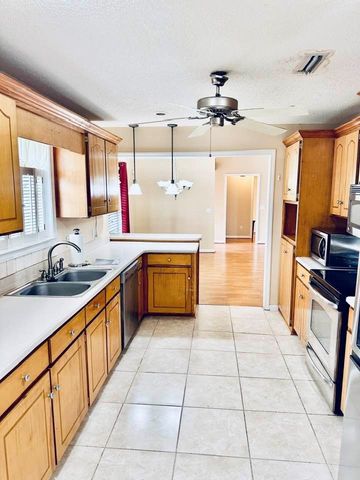 300 Birchwood, Dothan, AL 36301