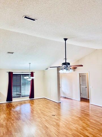 300 Birchwood, Dothan, AL 36301