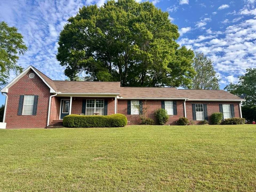 300 Birchwood, Dothan, AL 36301