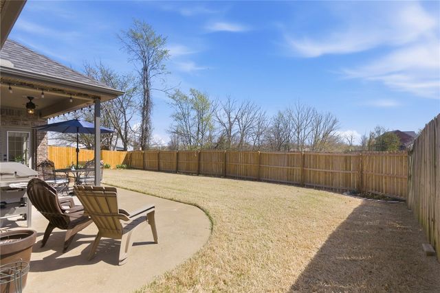 3819 N 3rd Street, Rogers, AR 72756