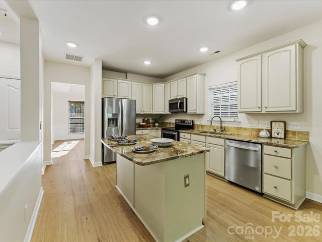 8128 Madrigal Court, Waxhaw, NC 28173