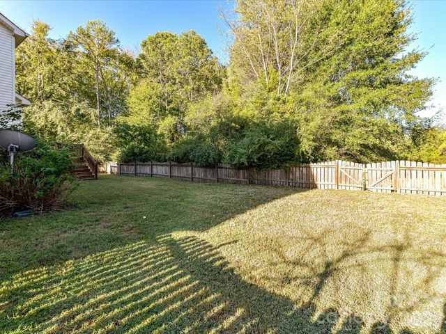 8128 Madrigal Court, Waxhaw, NC 28173