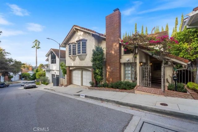 10408 Summer Holly, Los Angeles, CA 90077