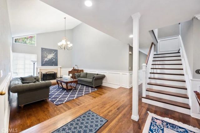 10408 Summer Holly, Los Angeles, CA 90077