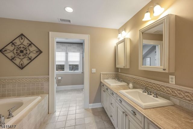 40 Rankin Ave, Bernards Twp., NJ 07920