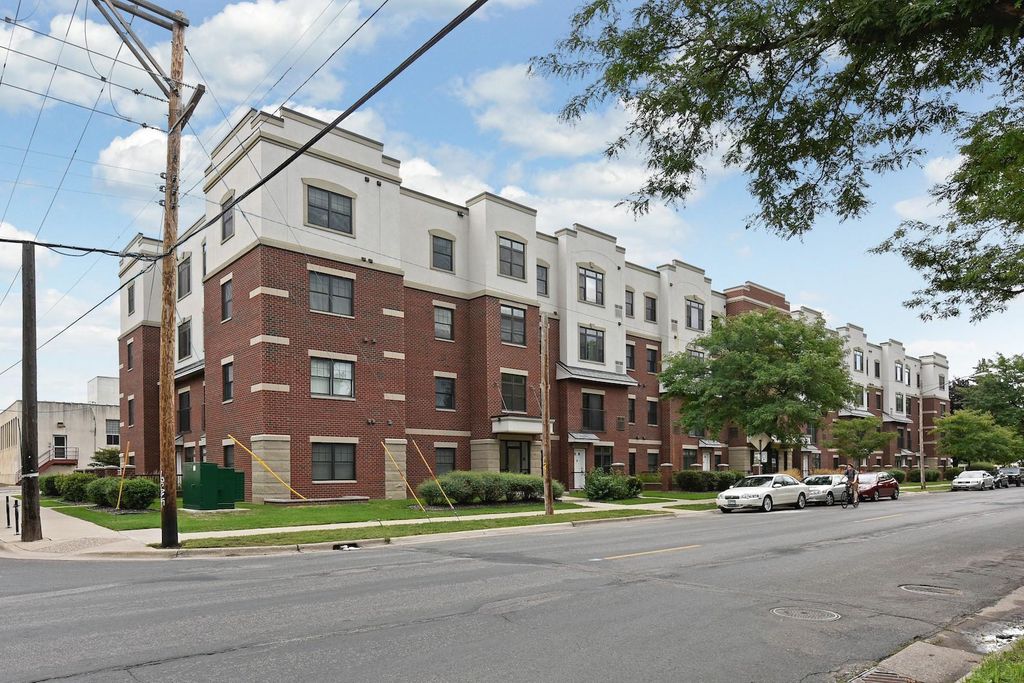 619 8th Street SE, Minneapolis, MN 55414