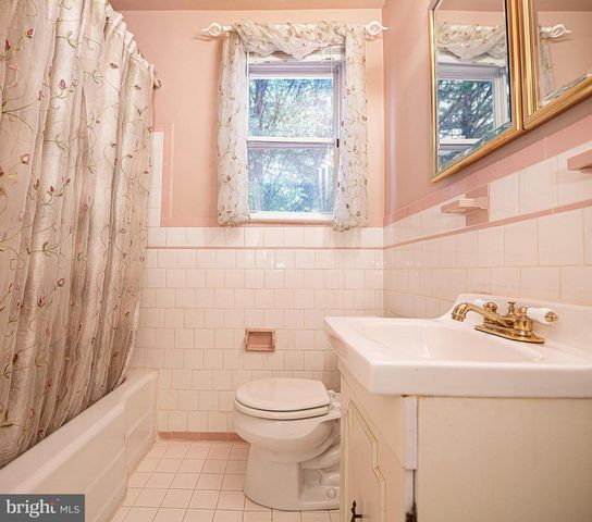 7202 OLD HARFORD RD, Baltimore, MD 21234