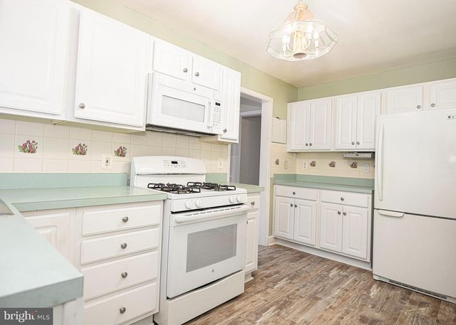 7202 OLD HARFORD RD, Baltimore, MD 21234