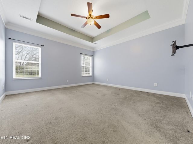 5260 Fountain Head Lane, Knoxville, TN 37918