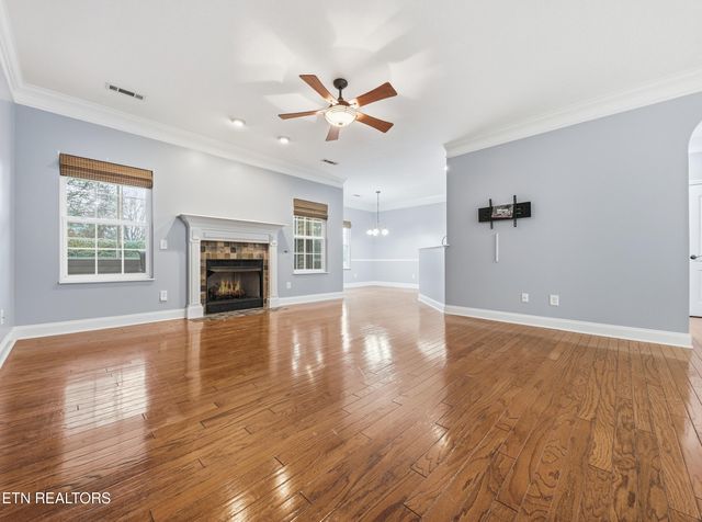 5260 Fountain Head Lane, Knoxville, TN 37918