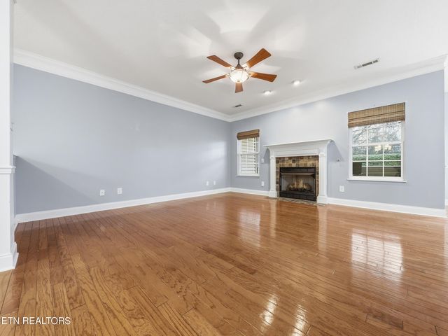 5260 Fountain Head Lane, Knoxville, TN 37918