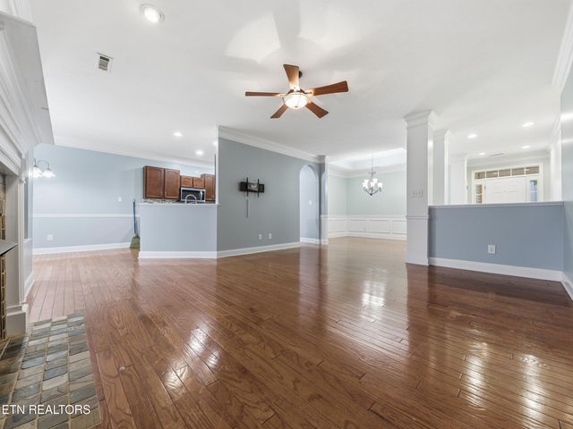 5260 Fountain Head Lane, Knoxville, TN 37918