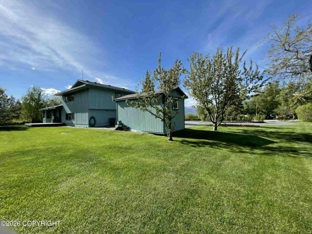 5985 E Bideford Boulevard, Wasilla, AK 99654