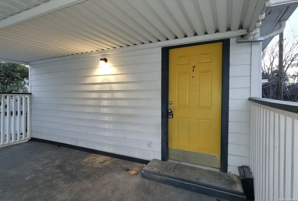 137 E Norwood Ct Apt 7, San Antonio, TX 78212