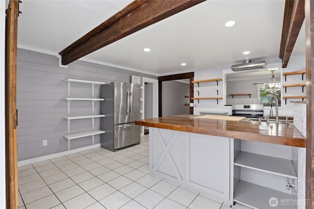 4807 N Howard Street, Spokane, WA 99205