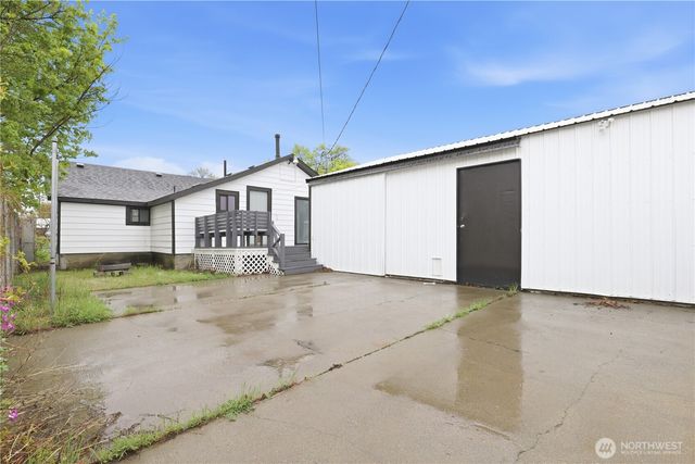 4807 N Howard Street, Spokane, WA 99205