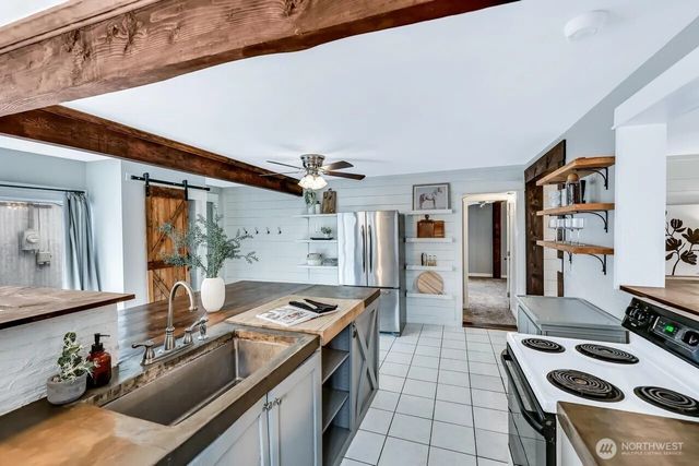 4807 N Howard Street, Spokane, WA 99205