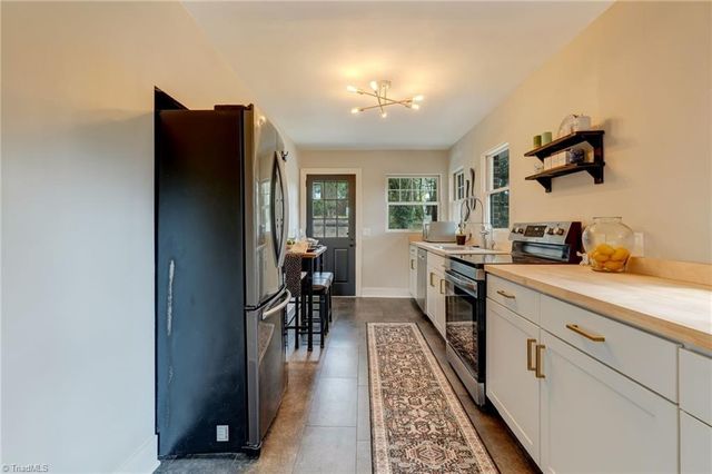 107 S Lindell Road, Greensboro, NC 27403