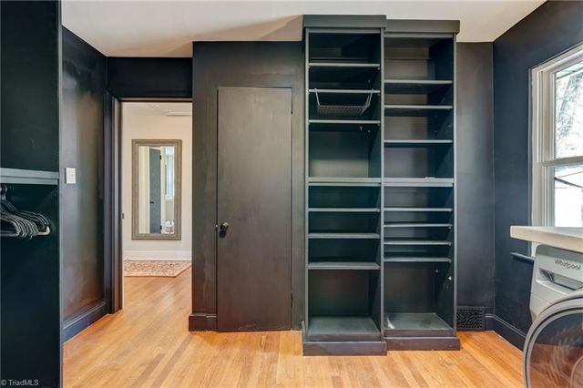 107 S Lindell Road, Greensboro, NC 27403