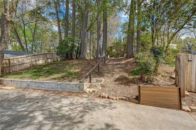 107 S Lindell Road, Greensboro, NC 27403