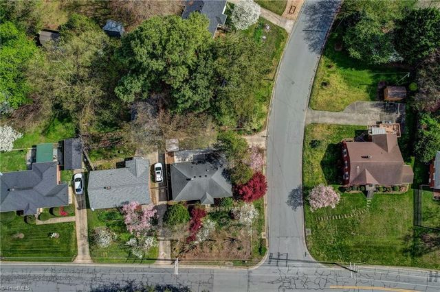 107 S Lindell Road, Greensboro, NC 27403