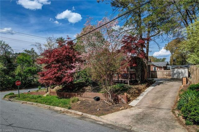 107 S Lindell Road, Greensboro, NC 27403