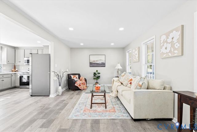 1902 Dellrose Dr, Hopewell, VA 23860