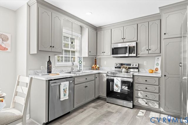 1902 Dellrose Dr, Hopewell, VA 23860